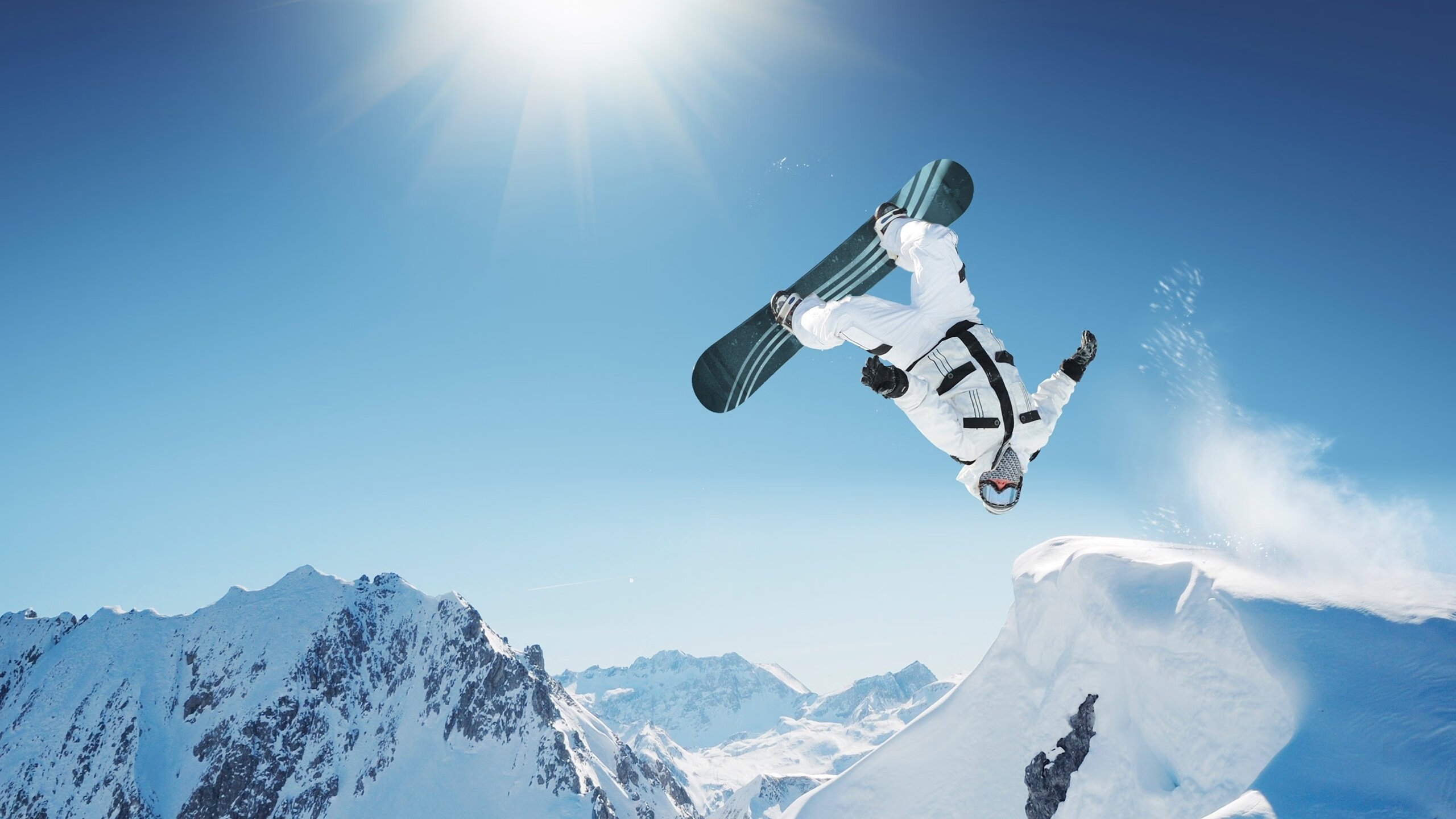 福克斯撕裂篮网防线,当雄鹿的节奏掌控遇上国王的关键先生